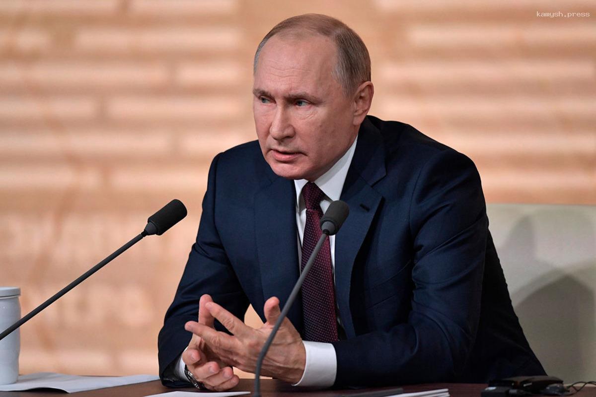 Путин призвал готовиться к серьёзной нехватке рабочих рук