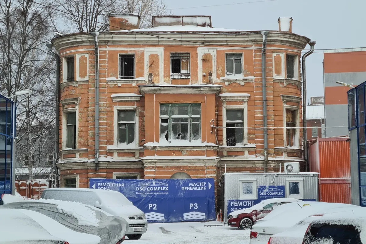 Памятник архитектуры 1765 года в Санкт-Петербурге под угрозой из-за небрежности владельца