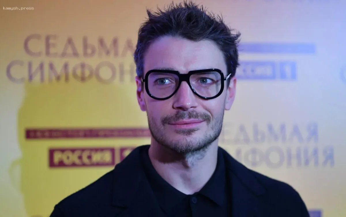 В мае состоится показ криминальной драмы «Чужие деньги», основанной на сценарии Минаева