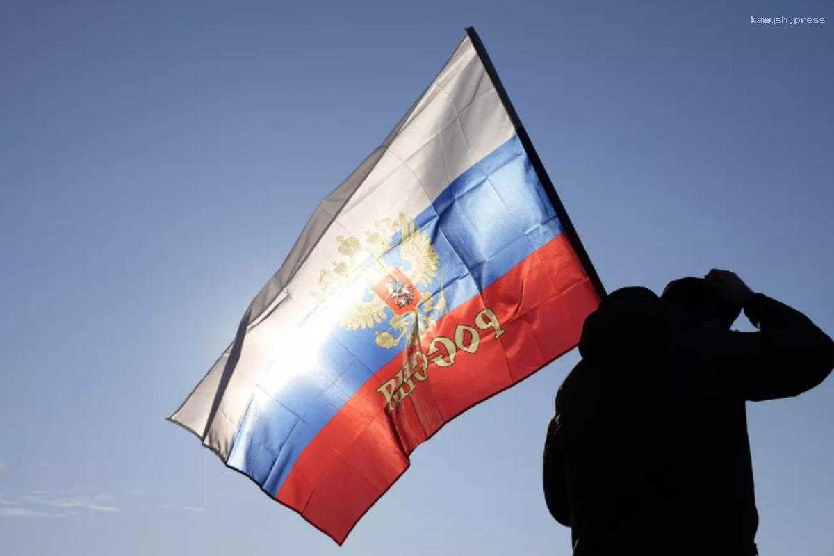 Российские военные подняли флаг над селом Работино на Ореховском направлении