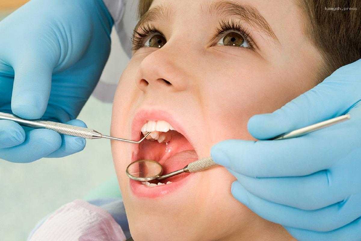 Стоматолог Быстрова рассказала, можно ли получить кариес по наследству
