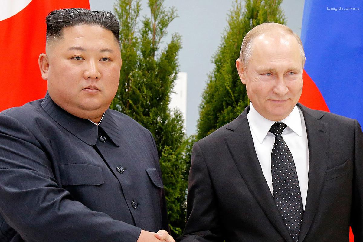 Ким Чен Ын поздравил Путина с вступлением в должность президента РФ