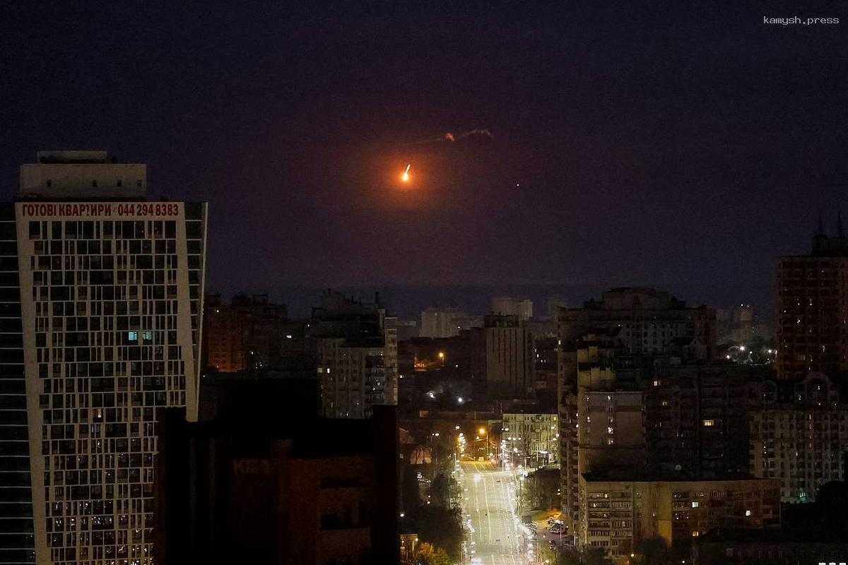 В Киевской области ночью прогремели взрывы