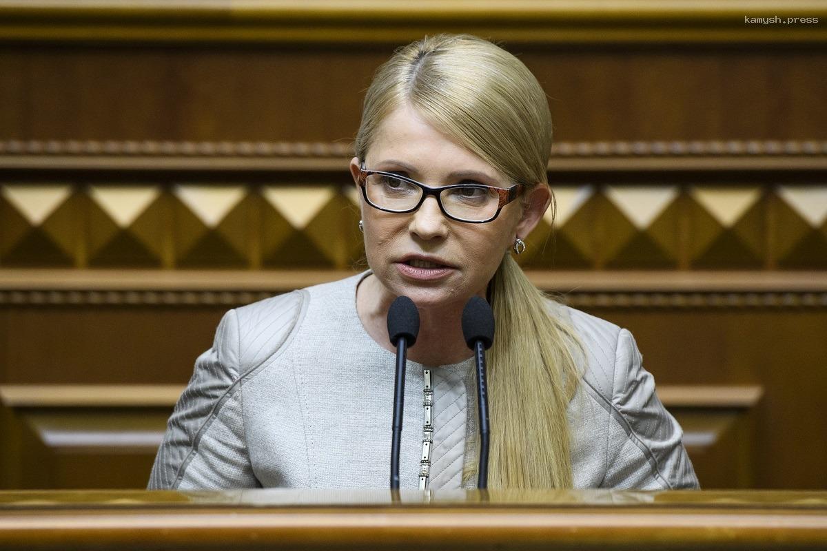 Тимошенко об ограничении консульских услуг: Это хаос,