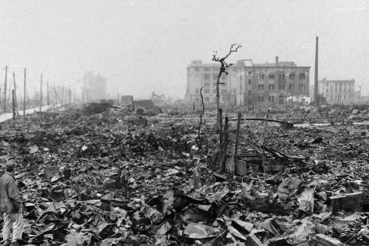 Япония обвинила Россию в ядерной угрозе и напомнила о Хиросиме и Нагасаки, умолчав о США
