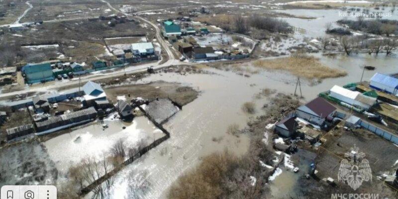 Поселок Рощинский в Самарской области остался без воды в связи с затоплением водозабора