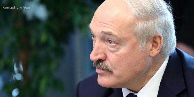 Лукашенко призвал «не церемониться» и уничтожать нарушителей границы Беларуси