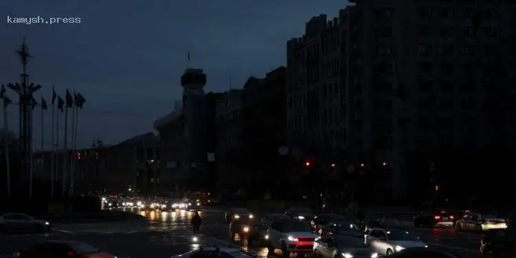 В «Укрэнерго» предупредили о продолжительных отключениях электричества в вечерние часы