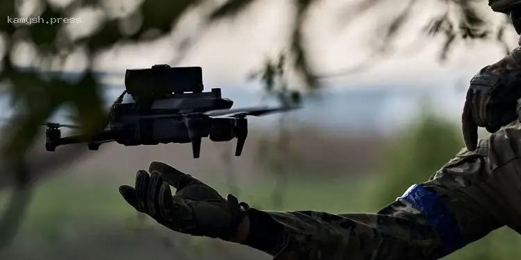 Пограничники показали, как дронами «утилизируют» технику армии Путина под Бахмутом (ВИДЕО)