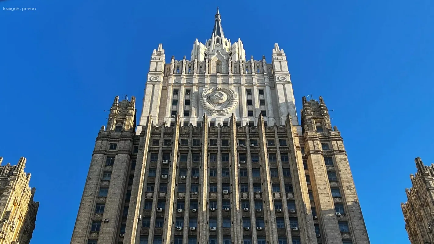 В МИД РФ сообщили, что Москва и Белград обсуждают угрозы, связанные с поставками оружия Киеву