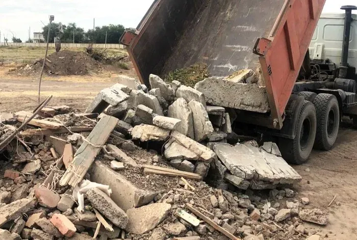 Стало известно число выявленных случаев незаконного вывоза мусора в Астраханской области