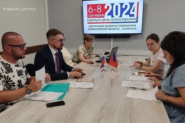 Экс-помощник Жириновского Клейстер подал документы на выборы губернатора Кузбасса