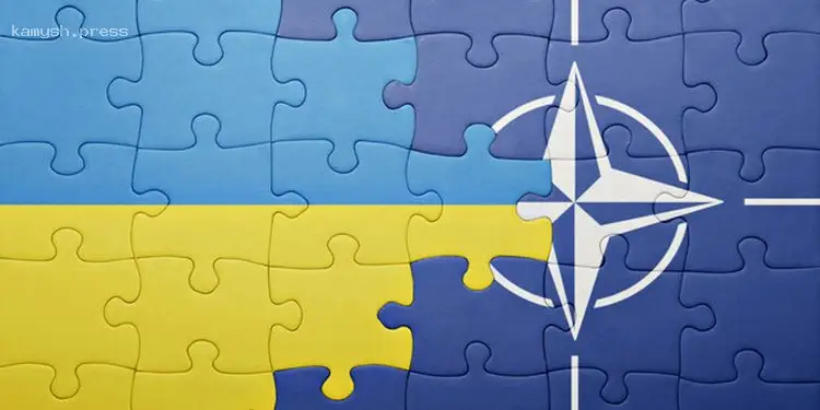 Британия пытается убедить США и ФРГ пригласить Украину в НАТО на июльском саммите — СМИ
