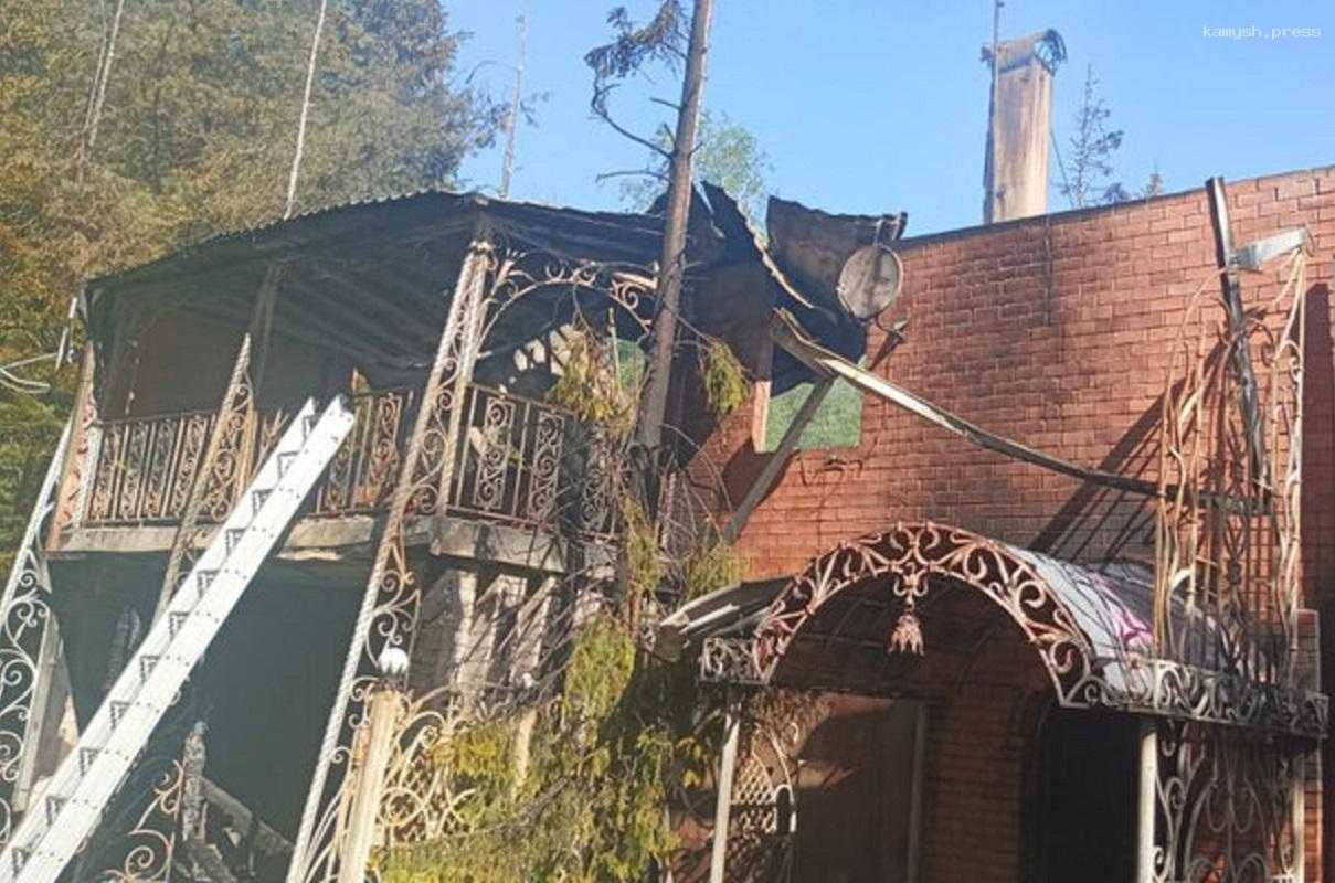 Шесть человек погибли и еще один пострадал при пожаре в жилом доме в Истре, возбуждено уголовное дело