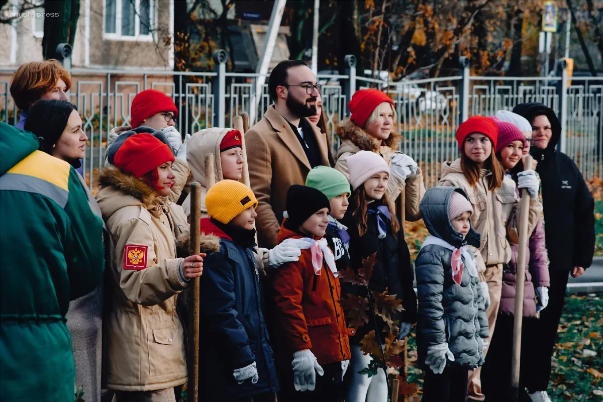 В Детском городке Щелкова появились дубы из Кабардино-Балкарии