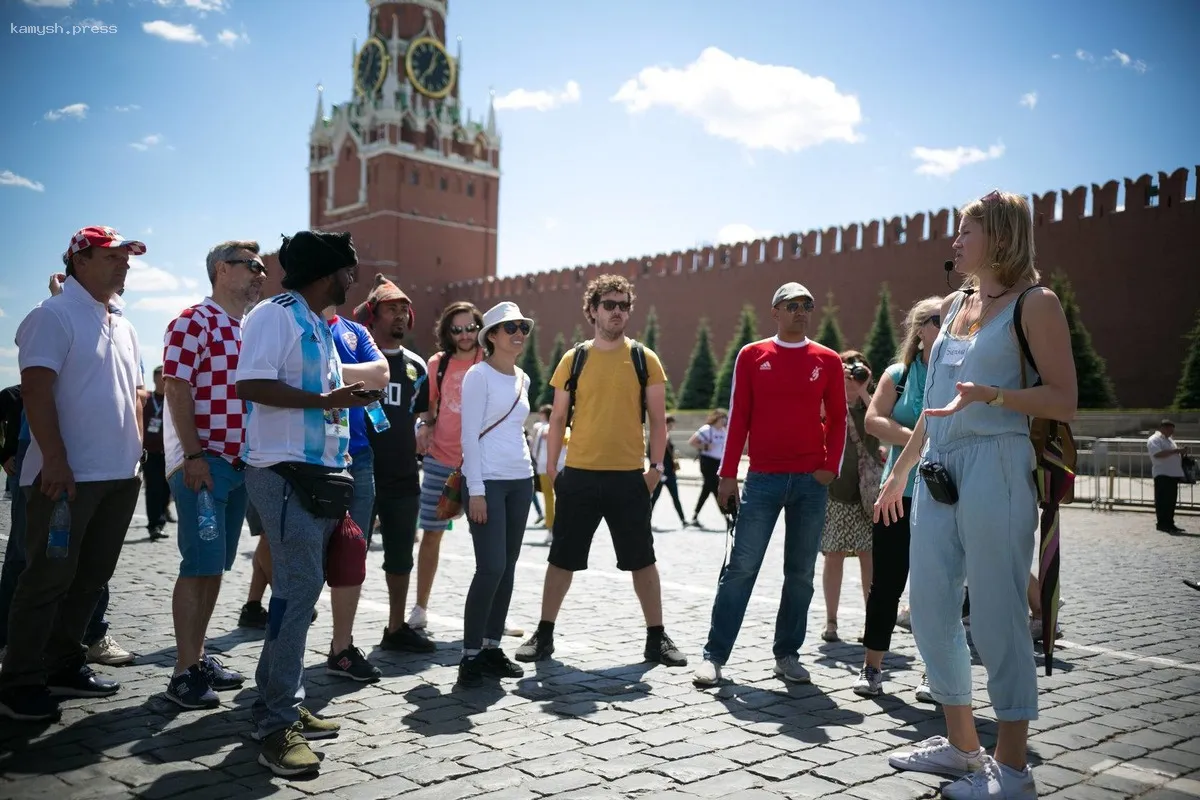 В 2023 году Россию посетило на миллион иностранных туристов больше, чем годом ранее