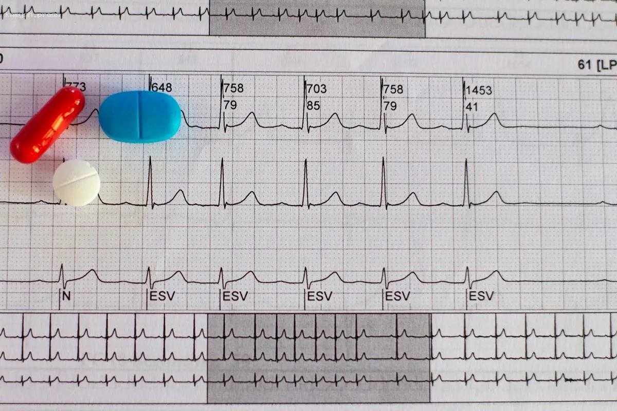 Кардиолог объяснил, почему учащается пульс и опасно ли это
