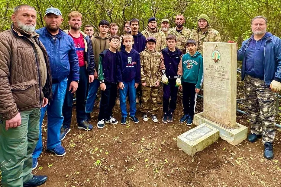 В Грозном прошла акция «Вахта памяти»