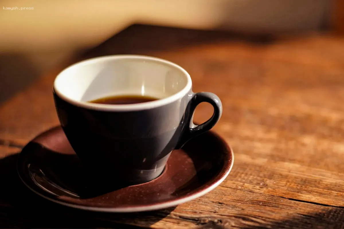 Гастроэнтеролог объяснил, как время употребления кофе влияет на продуктивность