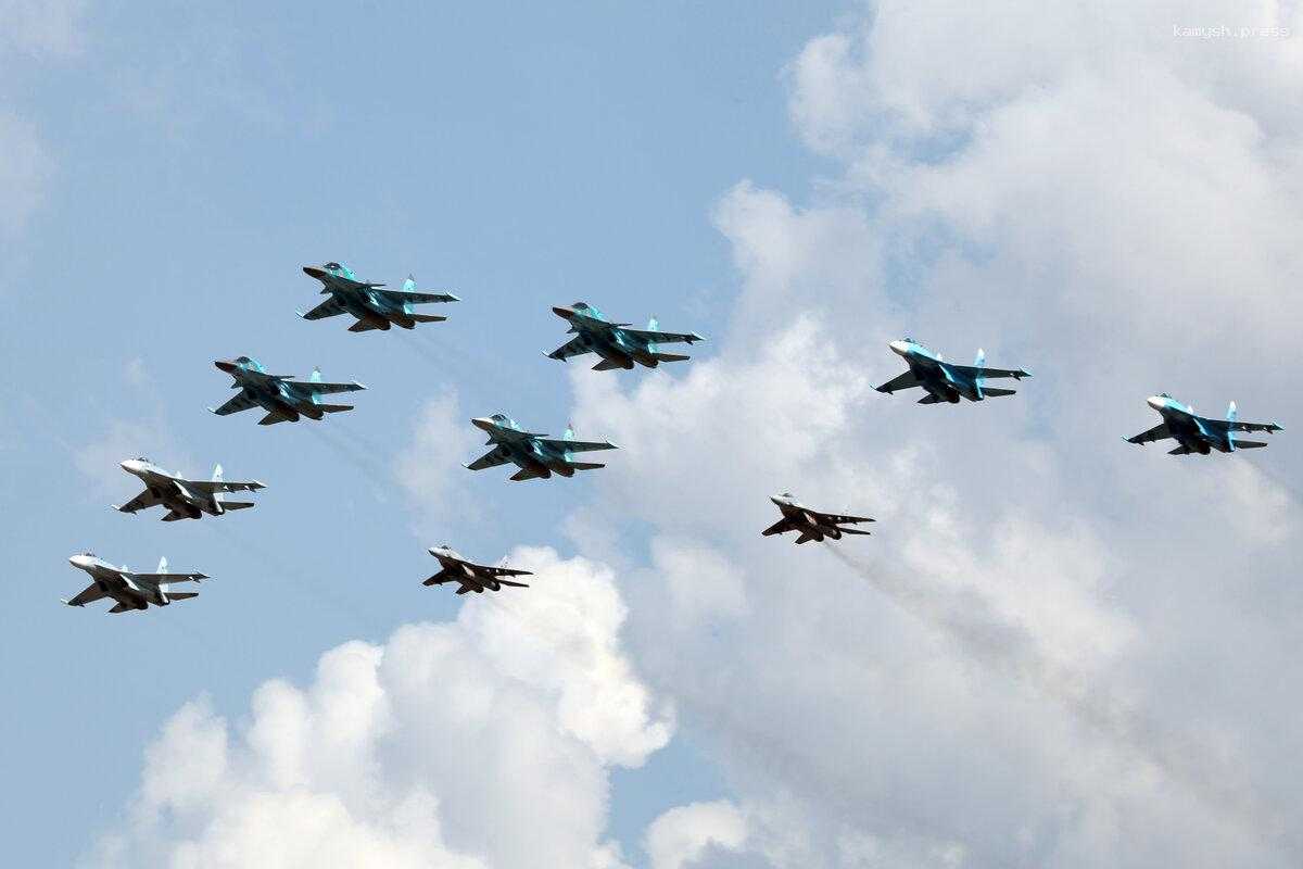 ВС Польши подняли в воздух самолеты из-за дальней авиации России
