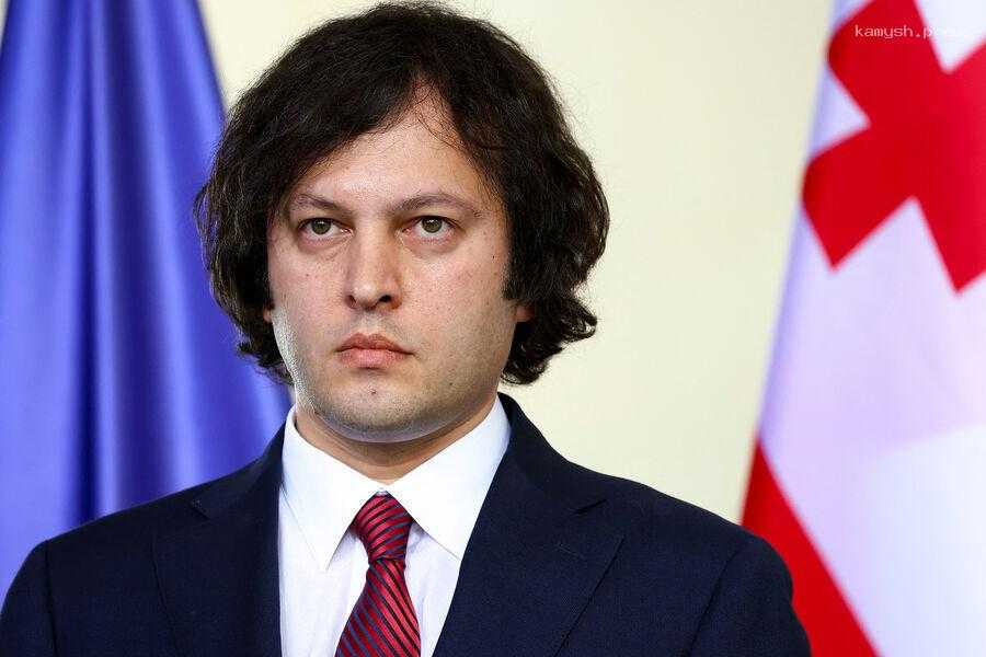 Комиссар ЕС угрожал премьеру Грузии повторением судьбы Фицо