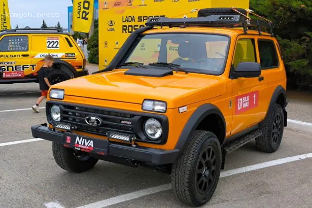 На российские дороги вышел внедорожник Lada Niva Sport