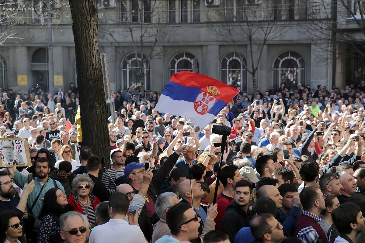 В Белграде участники акции против добычи лития перекрыли международную трассу, страна на пороге политического кризиса