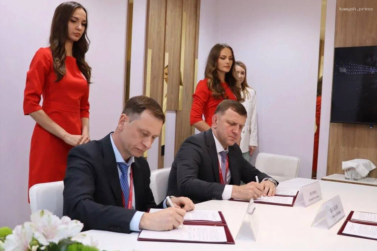 Мэр Евгений Наумов: Администрация Краснодара подписала на ПМЭФ 6 соглашений на 5,5 млрд рублей