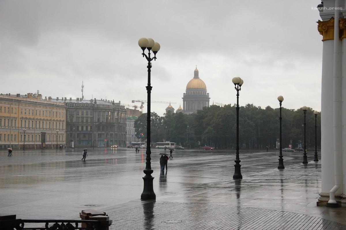 Синоптики Петербурга обещают сильные дожди на День России