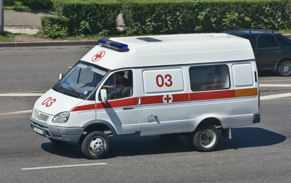 В Петербурге двух подростков нашли с ранами в туалете центра психиатрии Бехтерева