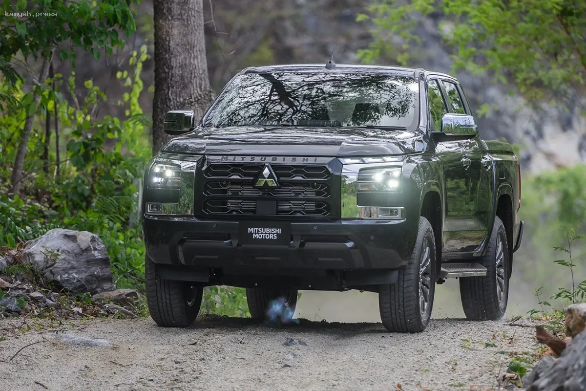 Стала известна стоимость Mitsubishi L200 четвертого поколения, ввезенного по параллельному импорту