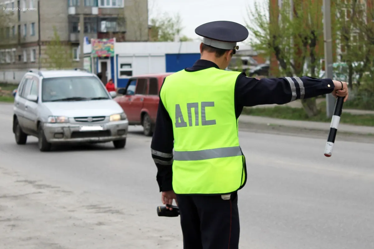 В Челнах произошло массовое ДТП с участием 6 автомобилей, одного из пострадавших вызволяли из искореженного салона