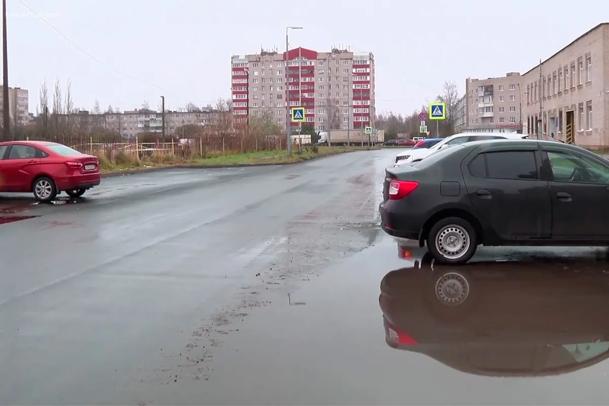 В Великом Новгороде по региональному проекту окончили ремонт дороги