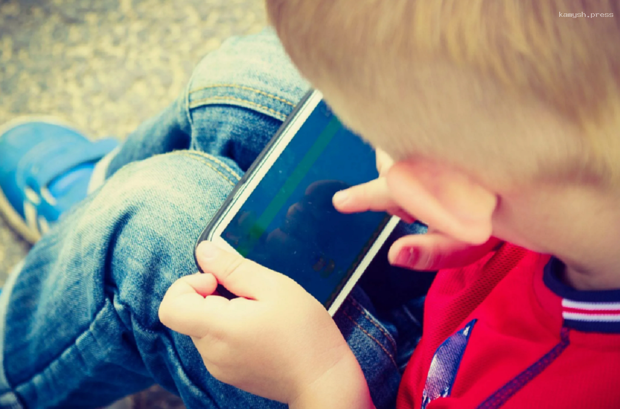 Эксперт рассказала о мобильных приложениях, которые помогут развитию ребенка на летних каникулах