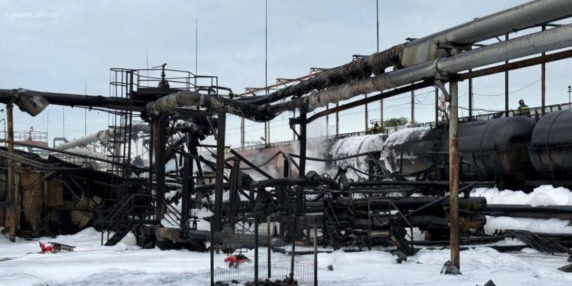 В Краснодарском крае дроны атаковали нефтебазу, в Сети показали кадры пожара