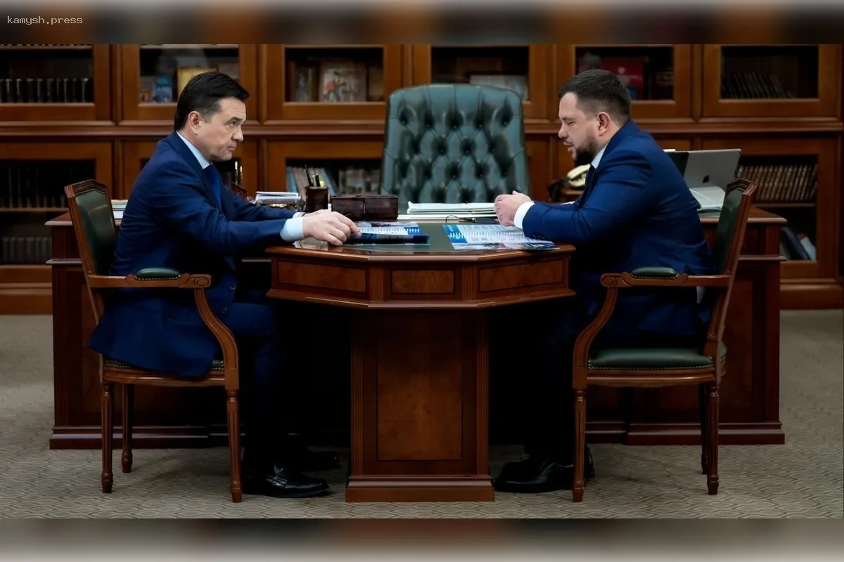 Андрей Воробьев провел рабочую встречу с главой округа Шатура Николаем Прилуцким