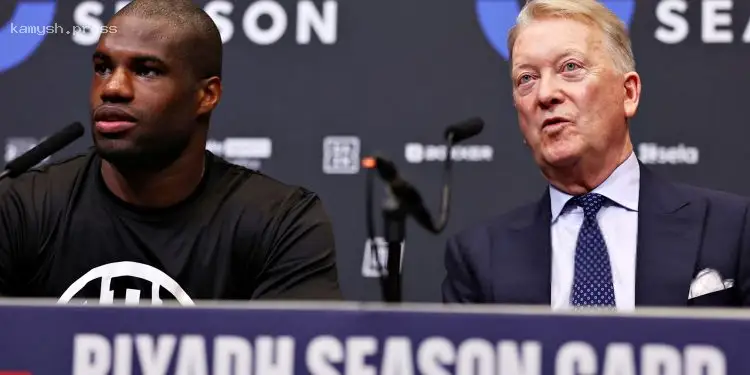 Уоррен прокомментировал отмену боя Дюбуа с Паркером