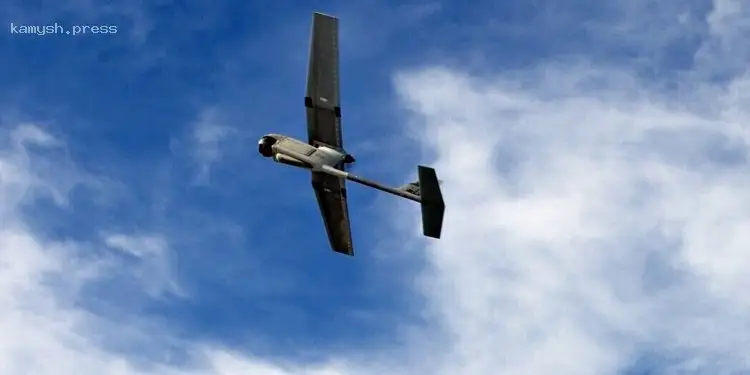 Российские СМИ сообщили о крупномасштабной атаке дронов на несколько регионов страны