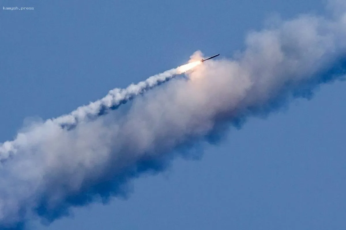 Российские ракеты поразили крупнейший газоперерабатывающий завод под Черниговом