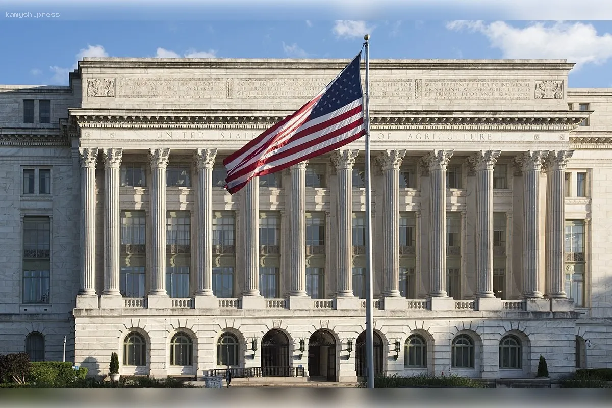 Выяснилось, на что администрация Джо Байдена хотела потратить миллионы налогоплательщиков