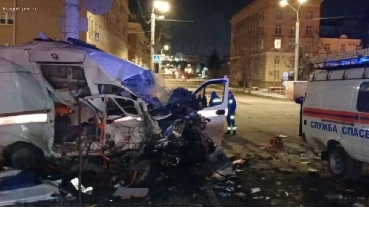 Смертельное ДТП: тренер по ММА врезался на BMW в скорую помощь в Белгороде