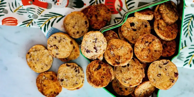 Именины Петра, Степана и других 24 марта: почему стоит отказаться от жесткой еды