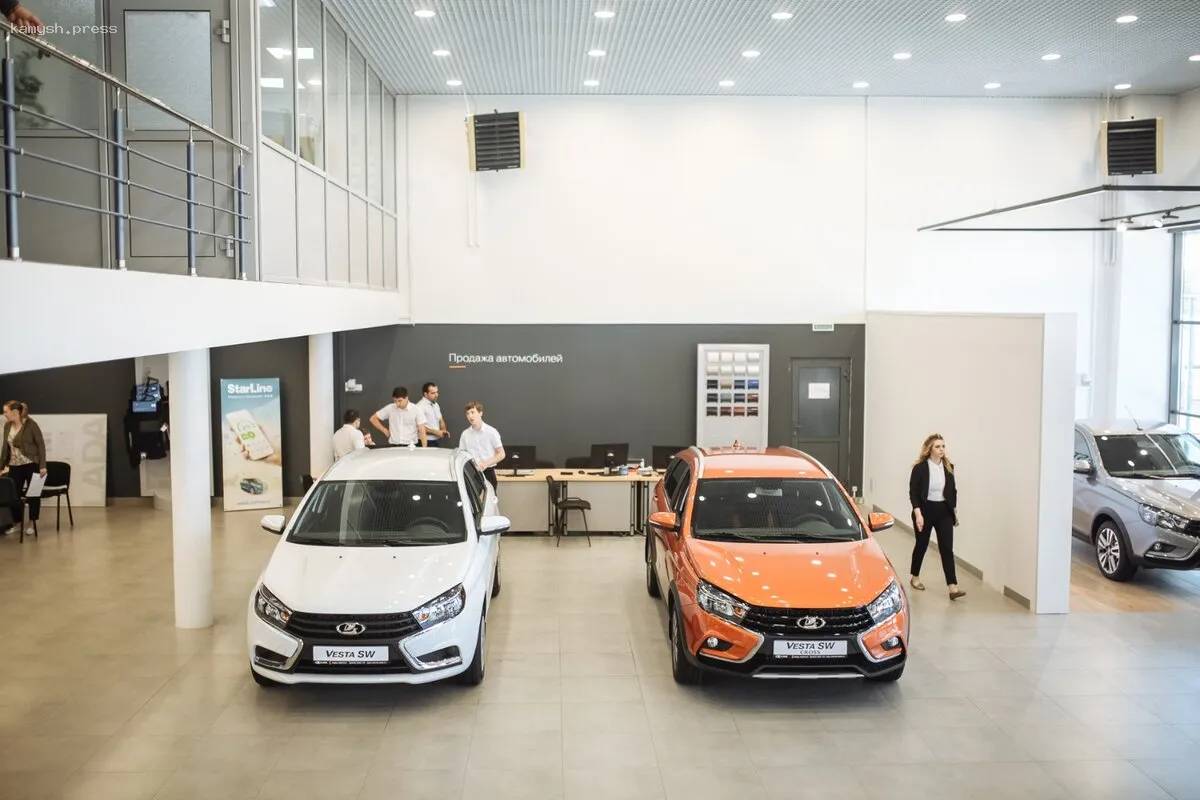 В Донецке открылся официальный автосалон LADA для местных жителей