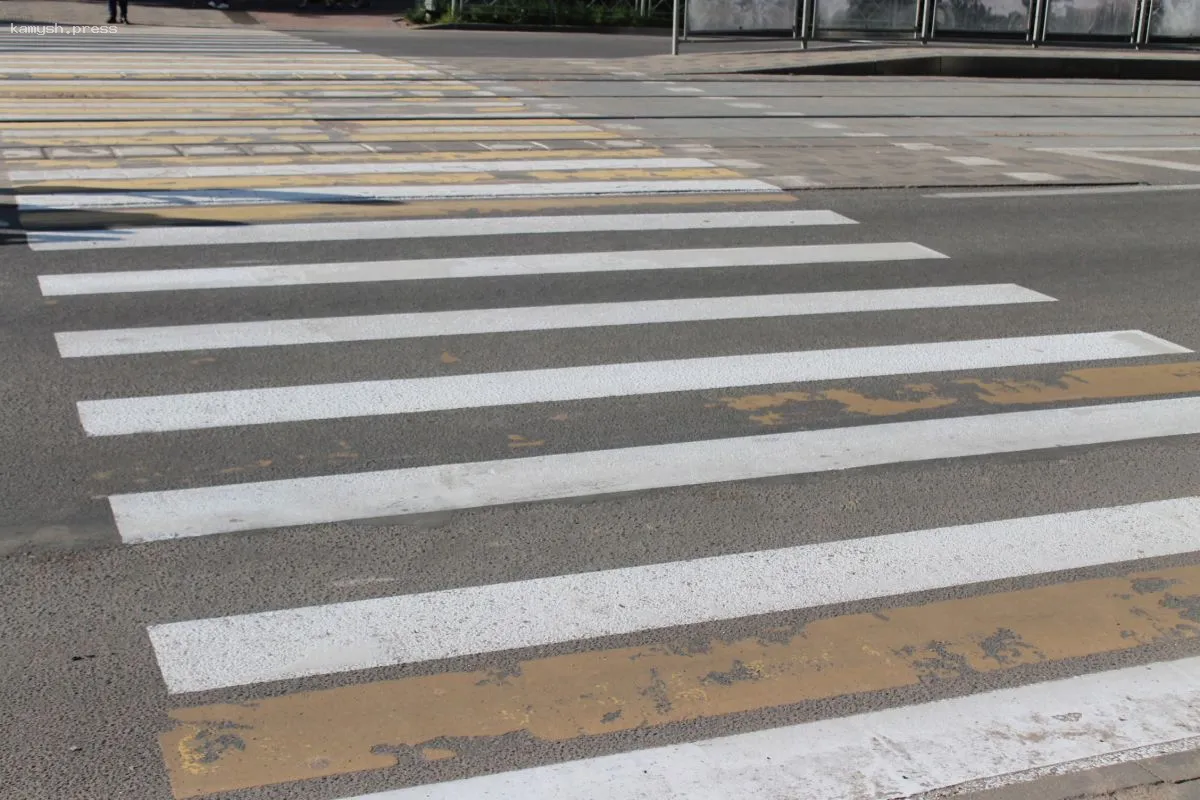 В японской префектуре Токусима два ребенка пострадали в результате наезда автомобиля на группу школьников