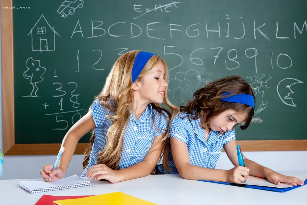 Специалист объяснила, как шпаргалка способствует подготовке к экзаменам