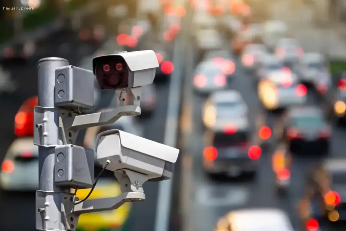 В Швейцарии водителю назначили штраф в 100 тысяч франков за нарушение дистанции