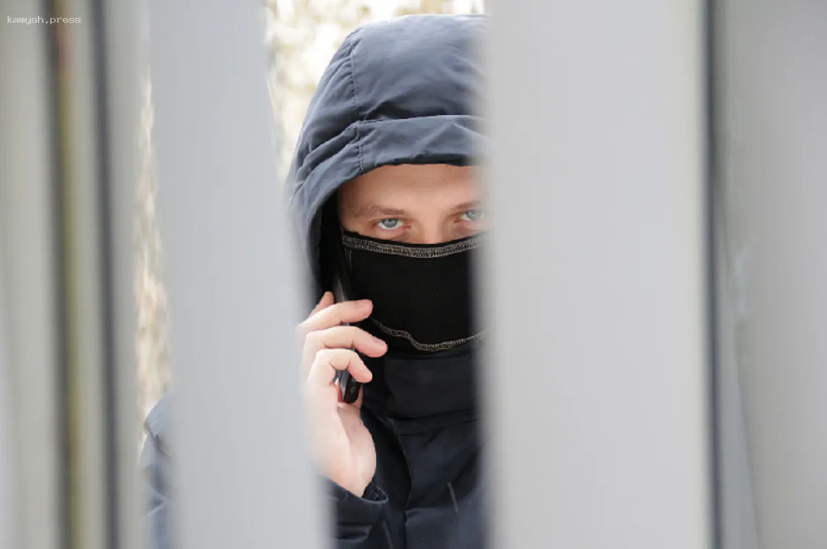 В Волгограде активизировались мошенники, вы выдающие себя за судебных приставов