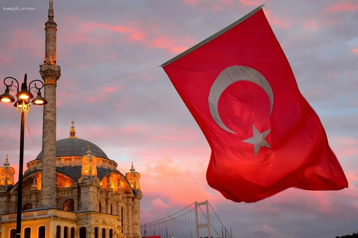 Российские путешественники продолжают выбирать Турцию, несмотря на протесты