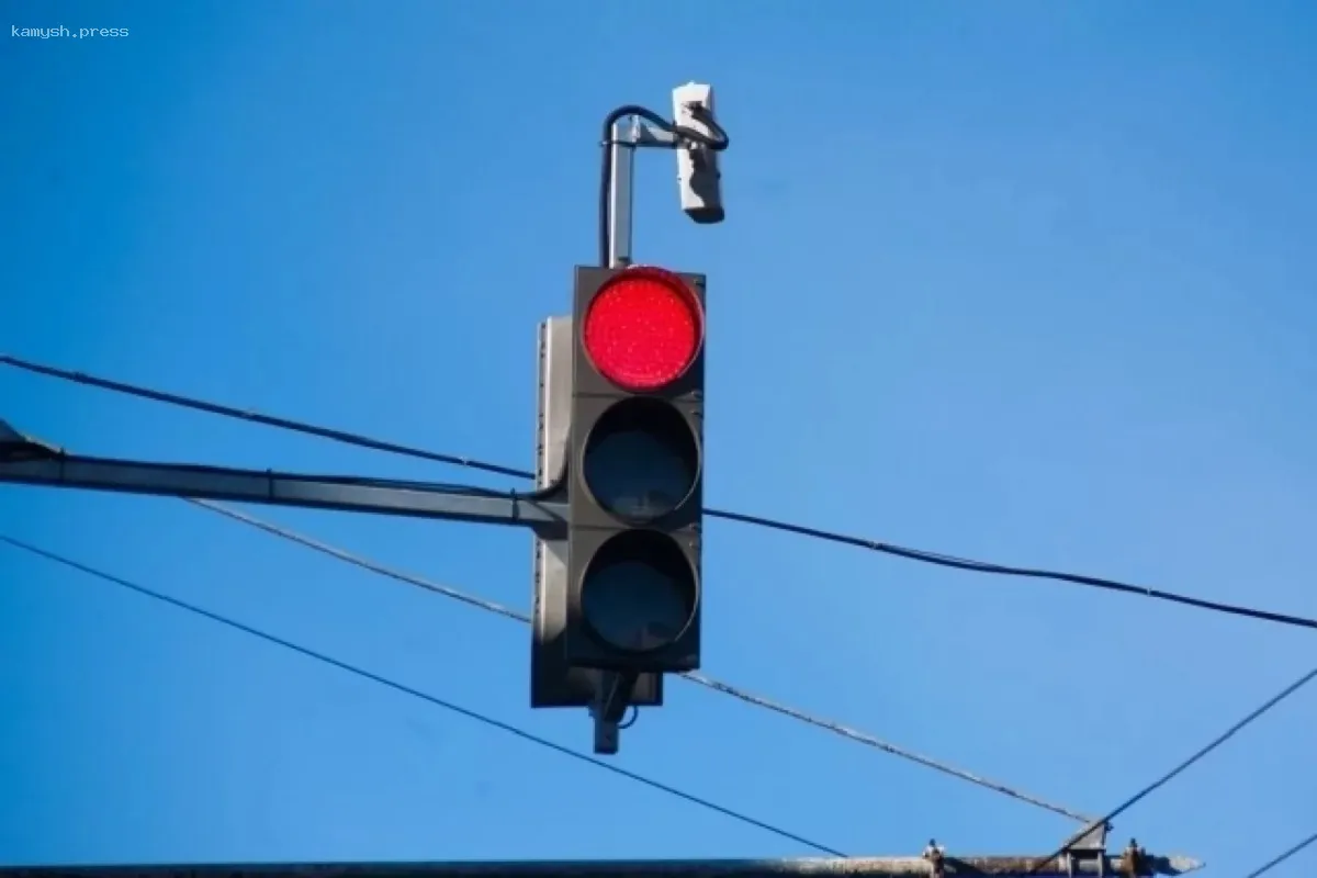 В Татарстане в 2025 году обновят 18 светофоров