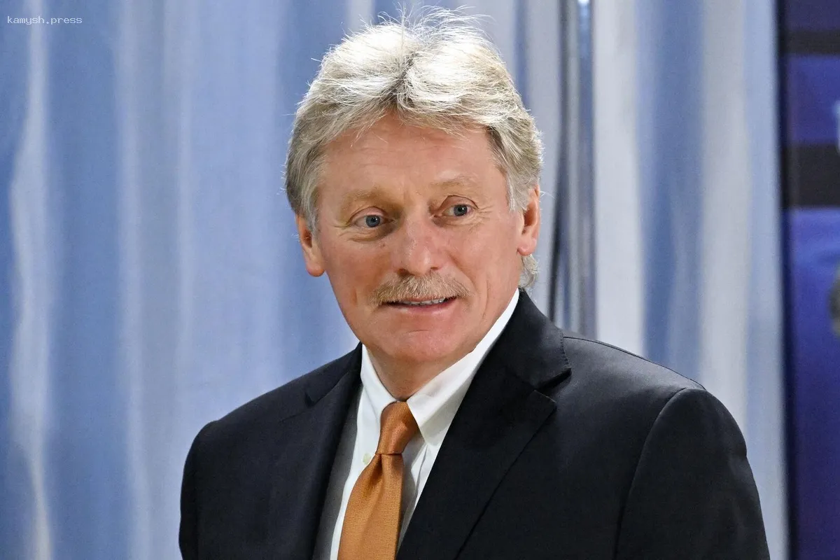 Песков уклонился от подробностей о подарке Путина Трампу